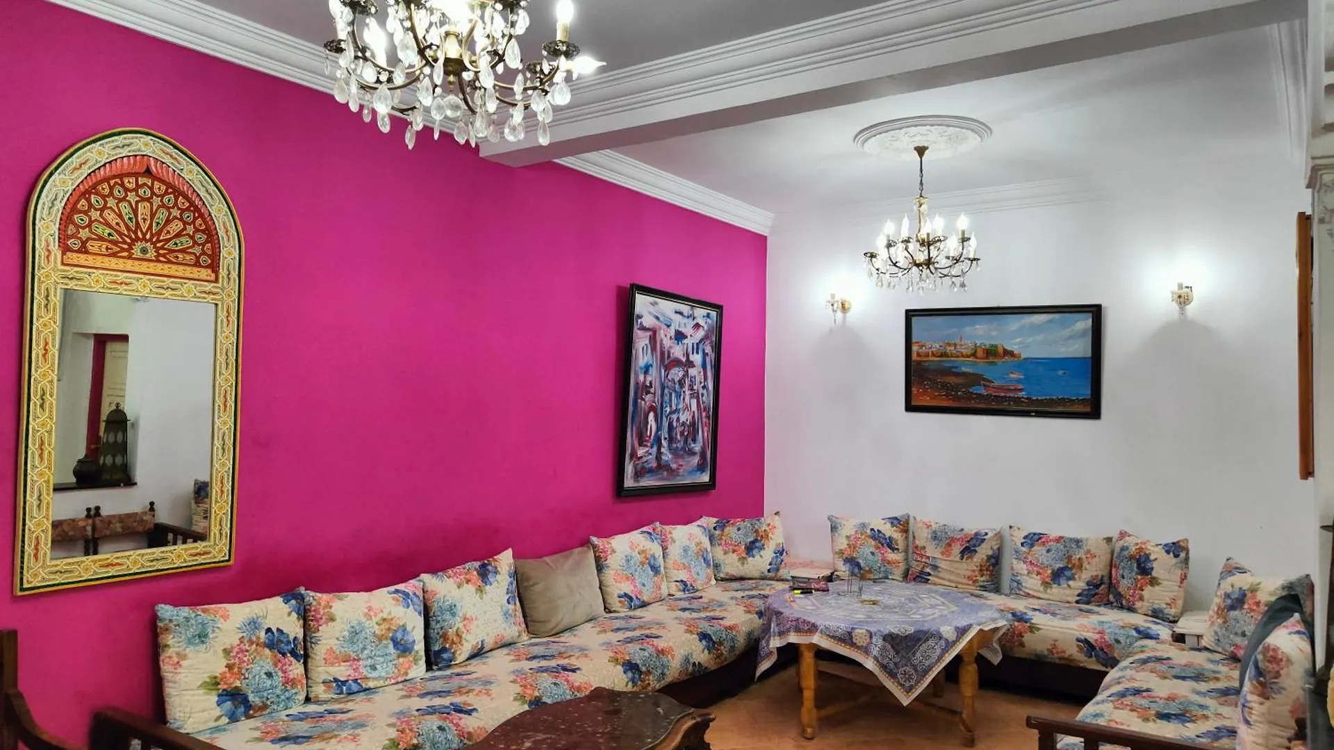 Riyad Dar Baddi Otel Lahebichate